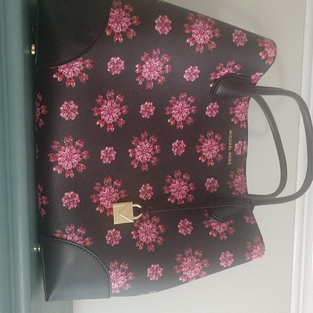 Michael Kors Tote